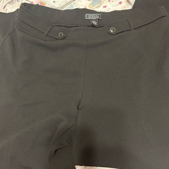 NYC Black Flat Front Slacks with Tailored Finish - Picture 1 of 10